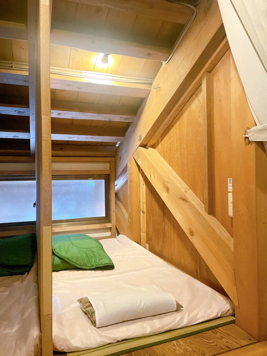 【1日目最短2時間・小屋で夕日も楽しむ】富士宮ルート 富士登山ツアー2日間・ガイド同行 新宿8:45・羽田9:45発