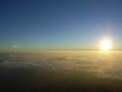 【山小屋指定OK】最短・富士宮ルートで目指す日本最高峰「剣ヶ峰」！ガイド同行 富士登山ツアー2日間（新宿7:30発）